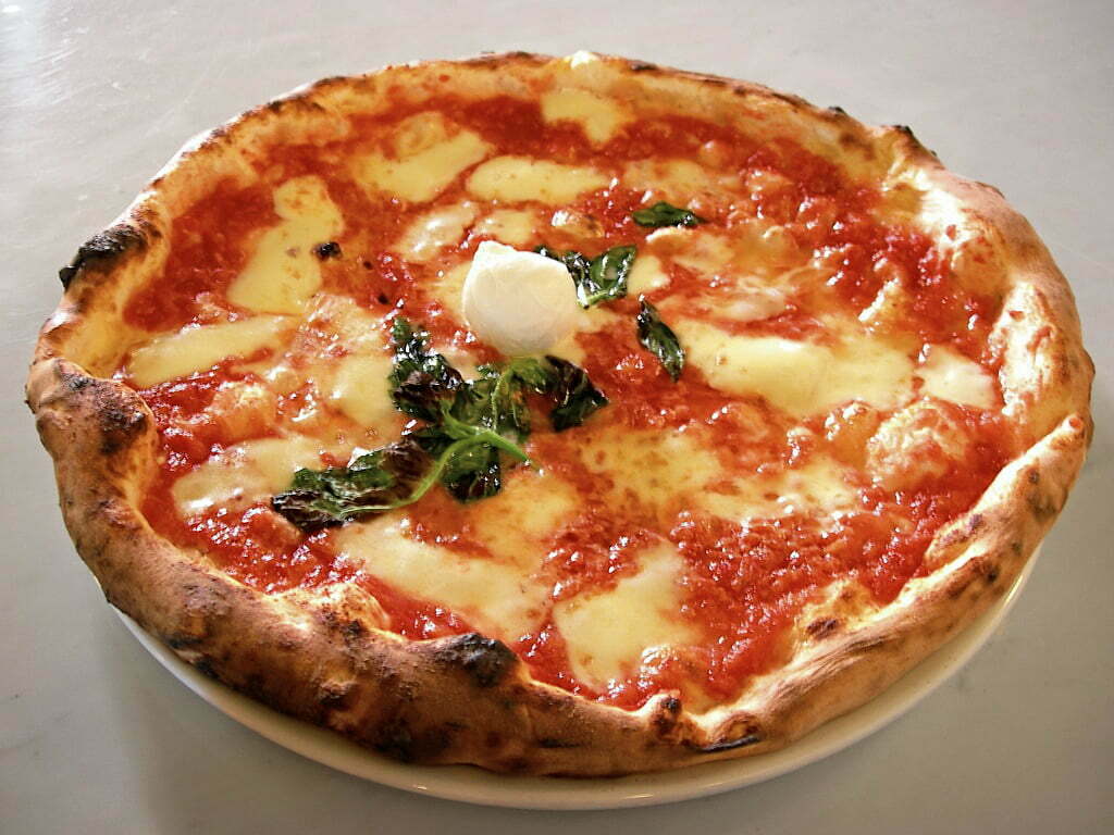 Rob Broadfield reviews Automatic: The Perth pizza that tops something Italy can do 2