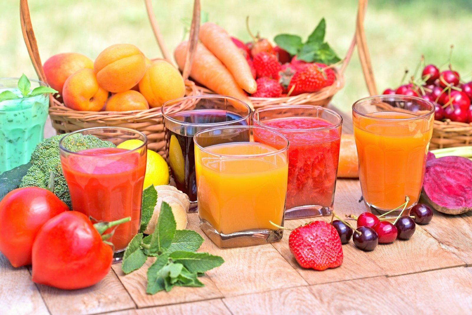 Fruit juice, vegetable juice and mix juices with fruits and vegetables